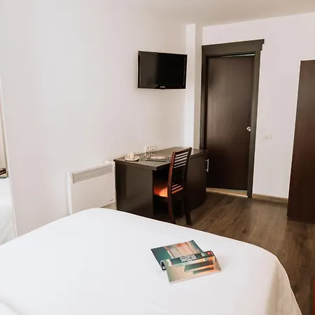 Duke Armeneasca Center 3*