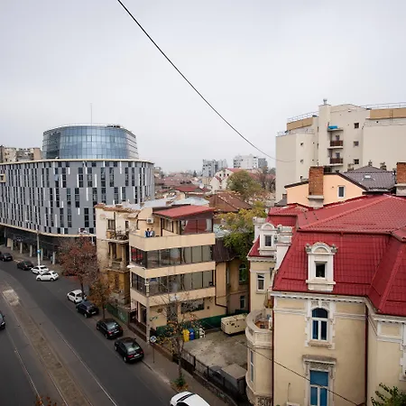 Duke Armeneasca Center 3*