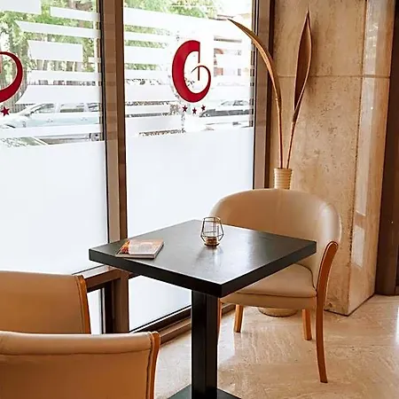 Duke Armeneasca By Olala! Bukarest