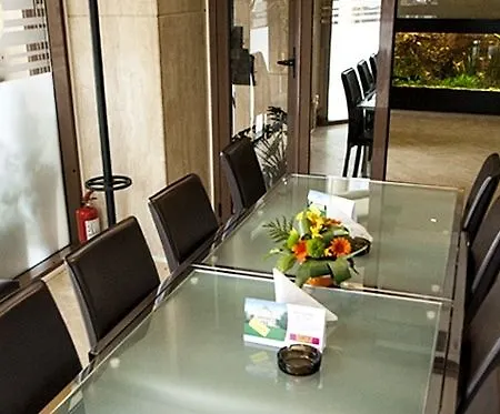 Duke Armeneasca Center - Ex Tempo Hotell