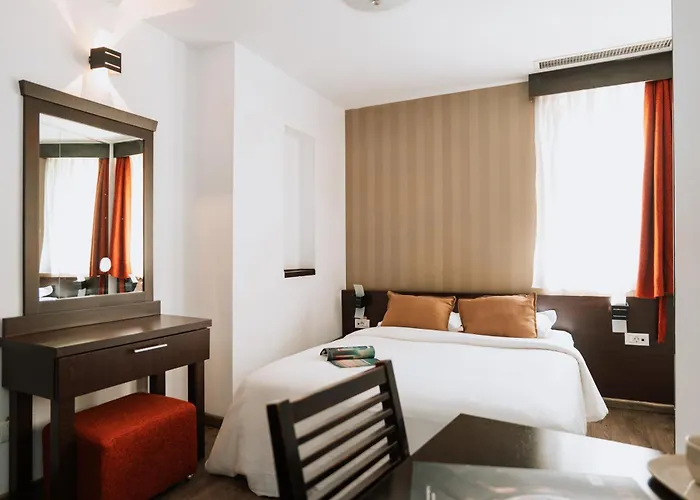 Duke Armeneasca Center