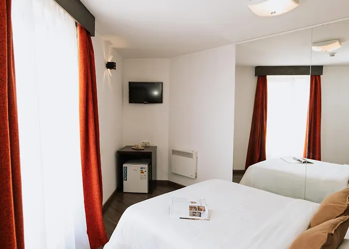 Duke Armeneasca Center 호텔 3*