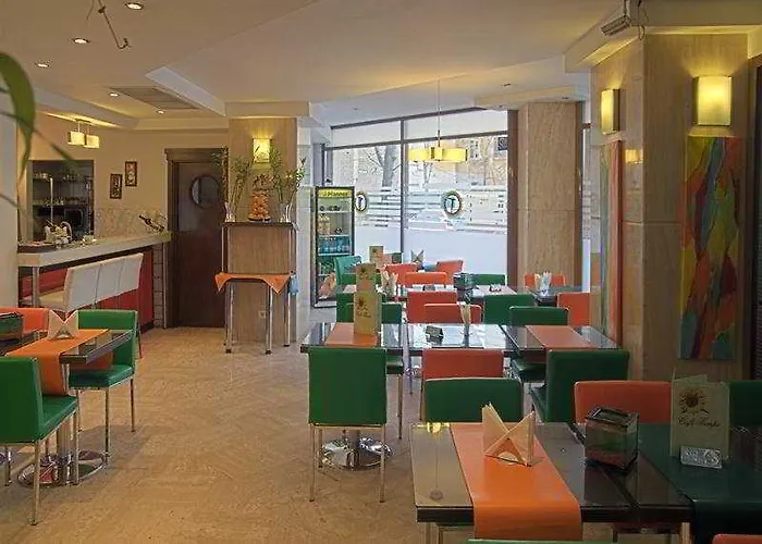 호텔 Duke Armeneasca Center