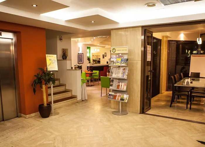 Duke Armeneasca Center Hotel