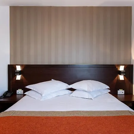 Hotel Duke Armeneasca Center - Ex Tempo 3*