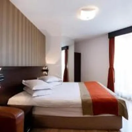 Duke Armeneasca Center - Ex Tempo Hotel