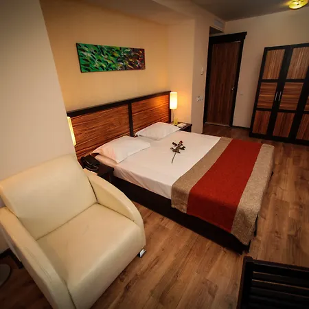 Duke Armeneasca Center בוקרשט