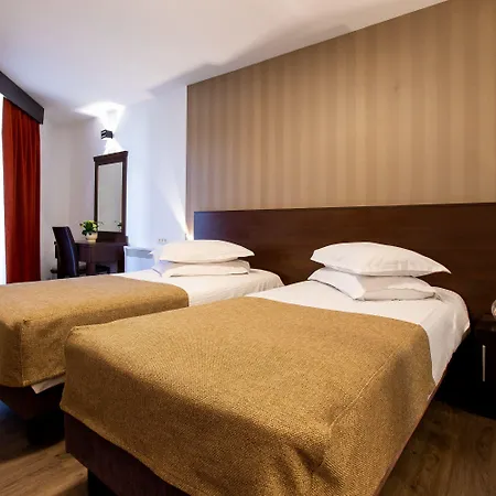 Duke Armeneasca Center מלון בוקרשט