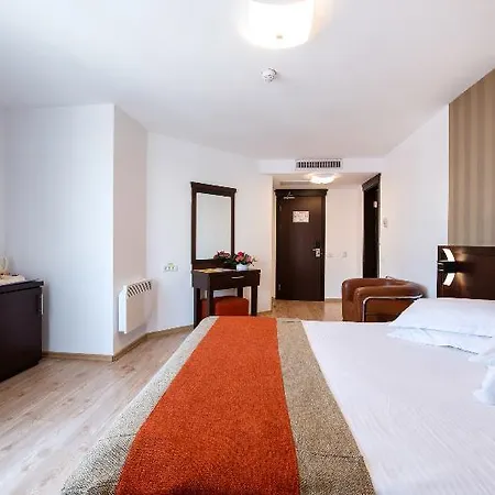 Duke Armeneasca Center 3*