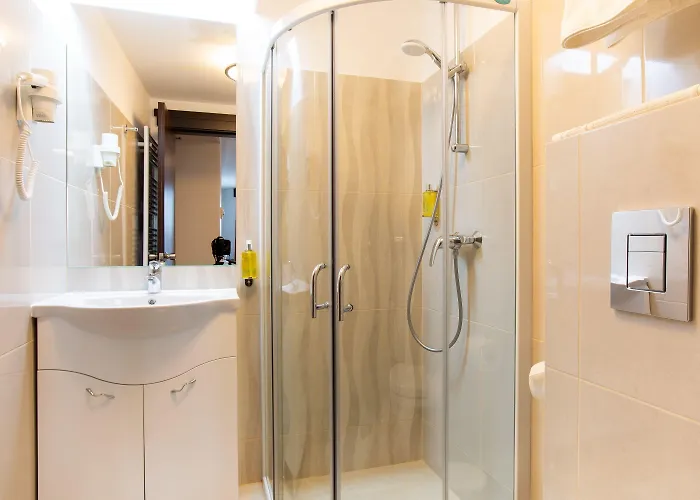 Hotell Duke Armeneasca Center